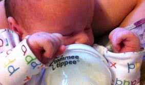 Birthzang’s guide to introducing a bottle (to a stubborn baby)